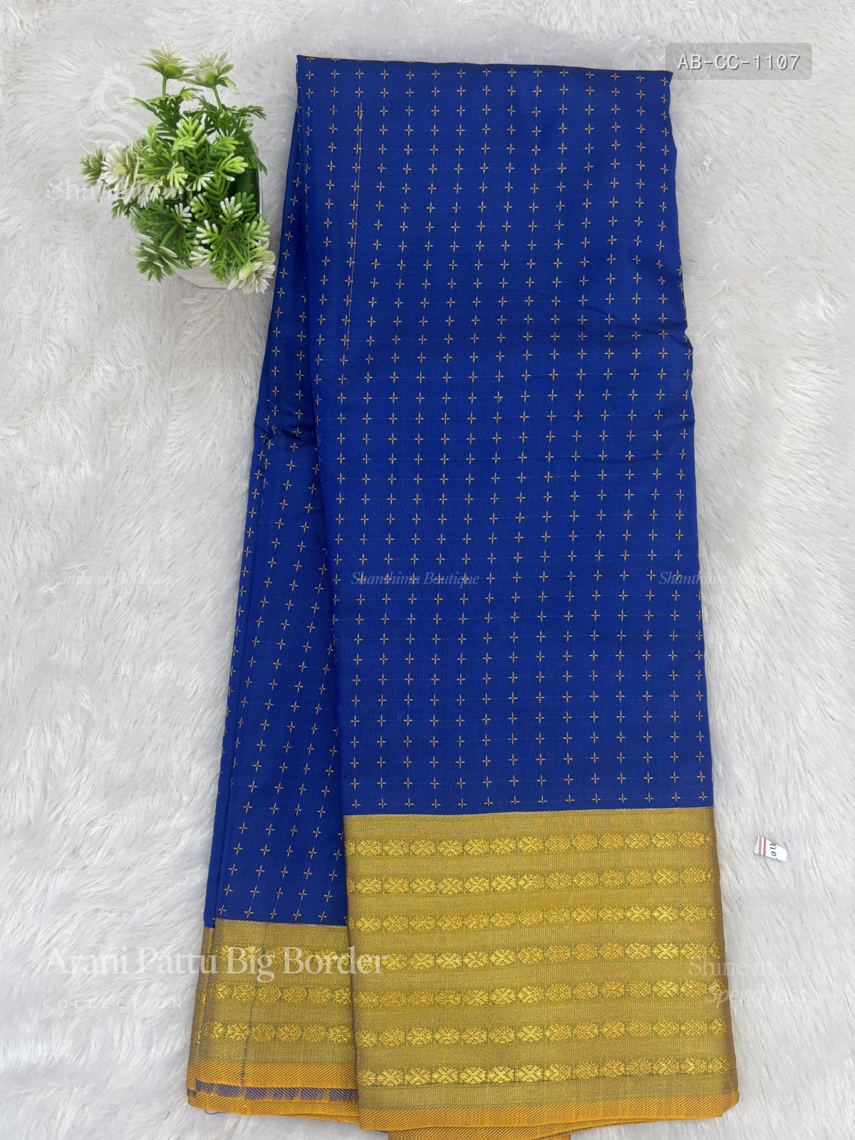 Arani Pattu Big Border Checks Chakra Blue Gold