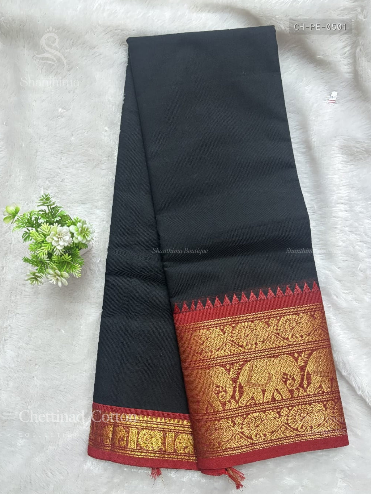 Chettinad Cotton Plain Elephant Black Red