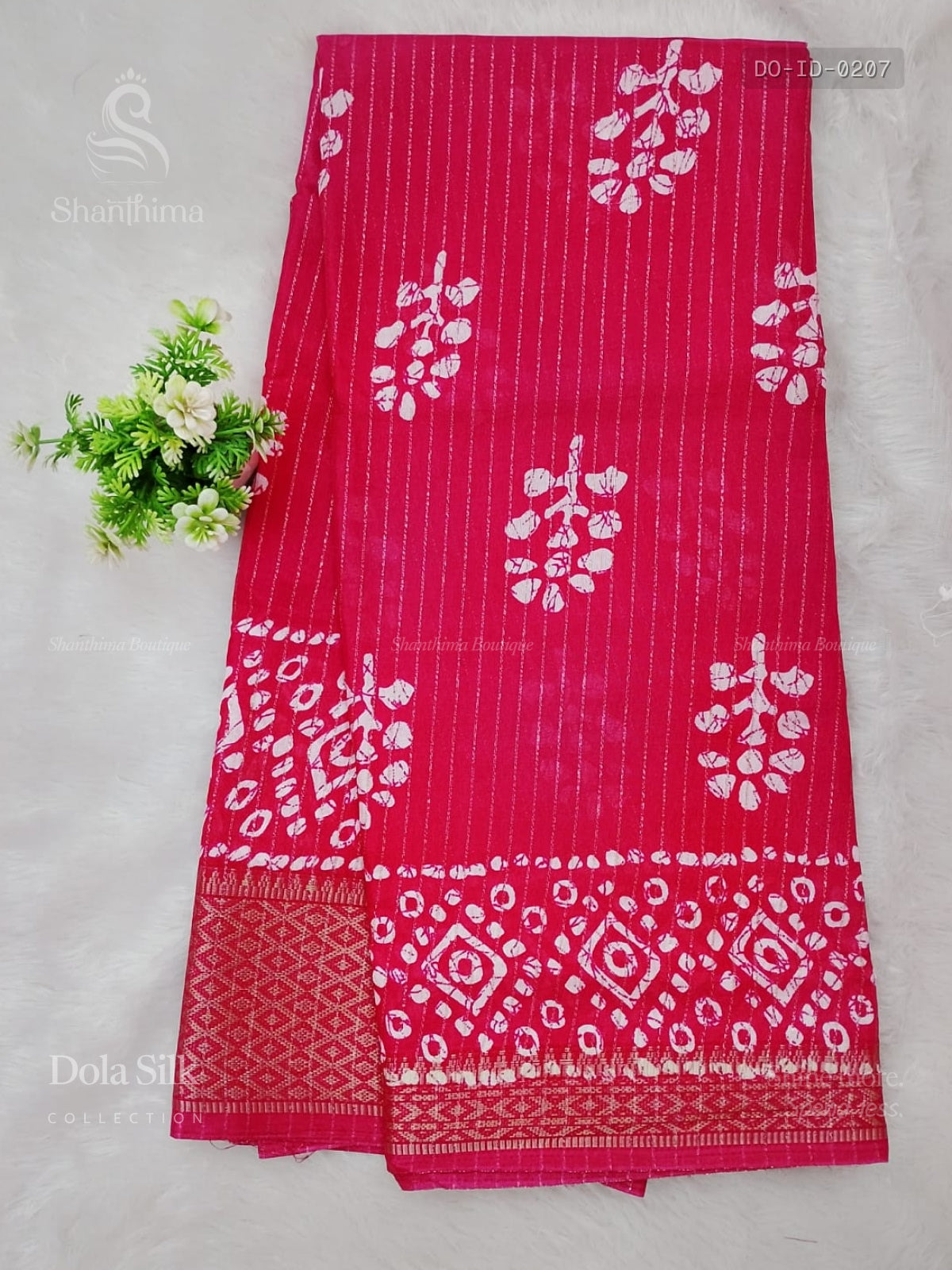 Dola Silk Leaf Diamond Stone Pink Gold