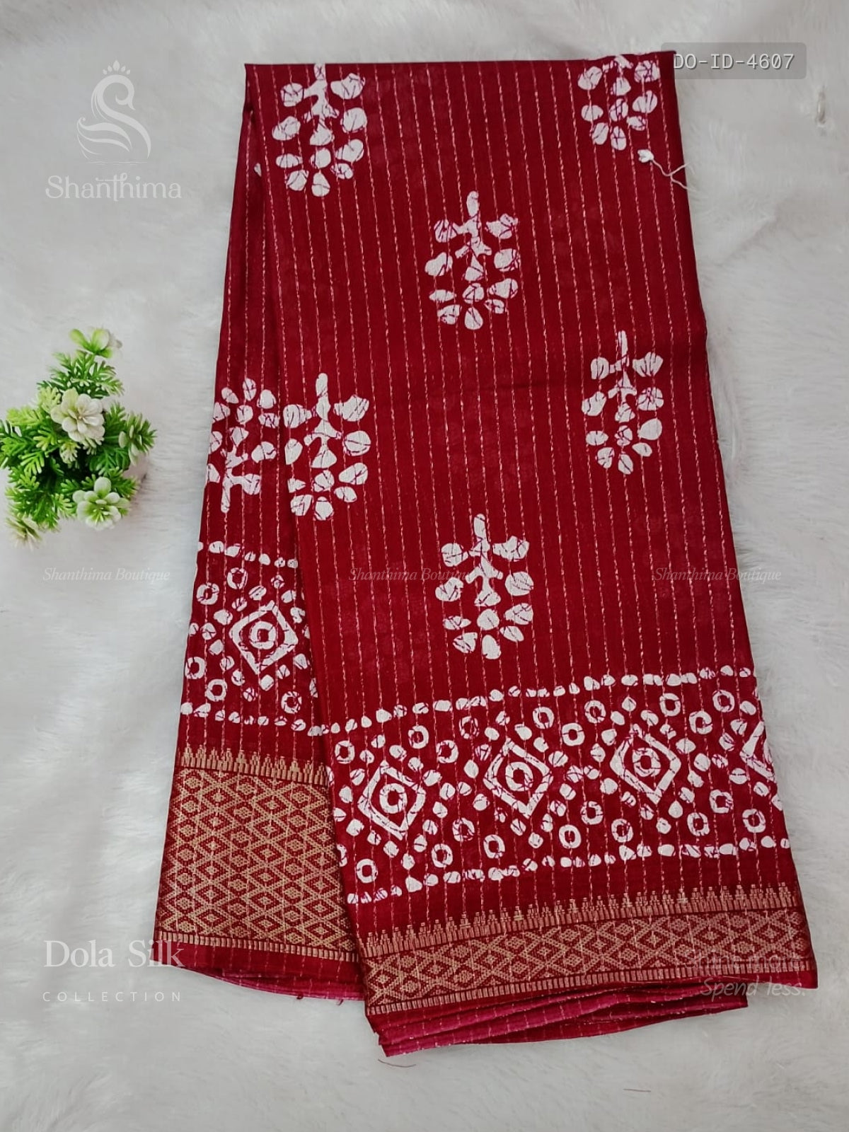 Dola Silk Leaf Diamond Stone Wine Gold