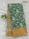 Dola Silk Rangoli Stripes Light Green Sandal