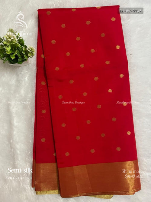 Celebrity Nayanthara Buttas Plain Border Red Gold