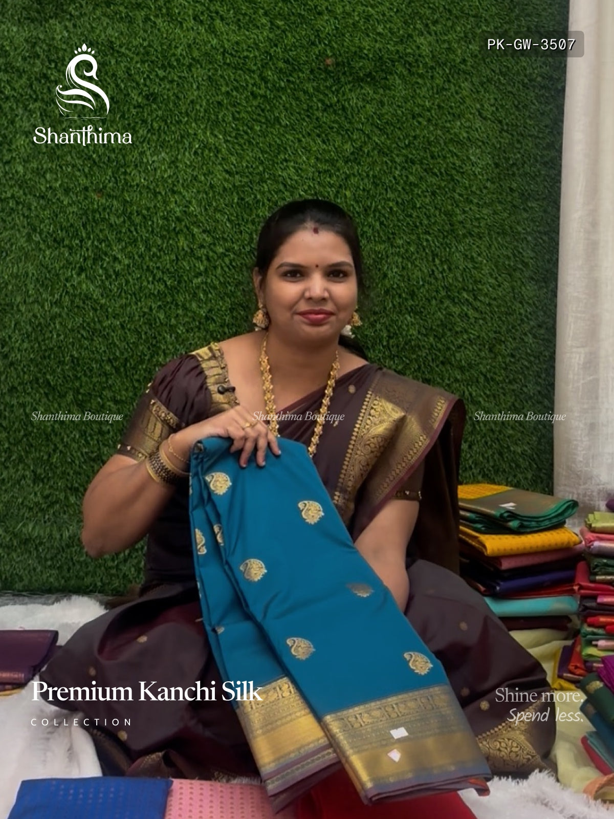 Premium Kanchi Silk Mango Mango Peacock Chakra Peacock Green Gold
