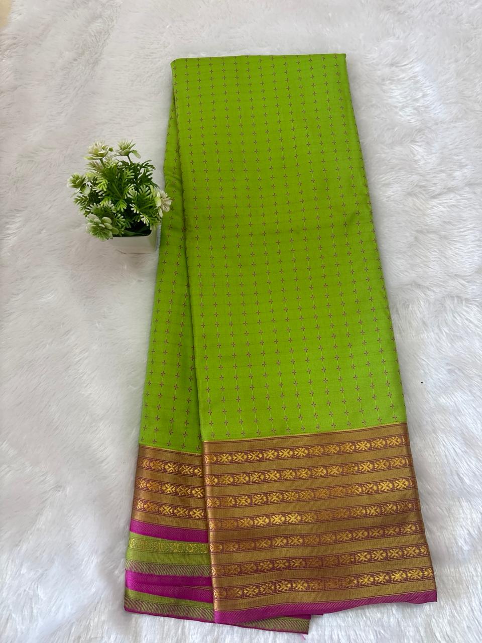 Arani Pattu Big Border Green & Pink